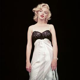 The Essential Marilyn Monroe by Milton H. GreenePDF电子书下载